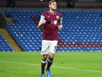 九游娱乐官方网站 -赛地聚焦——英超关键时刻热度飙升，上海海港官宣签约，压力陡增，球探报告显示潜力的简单介绍