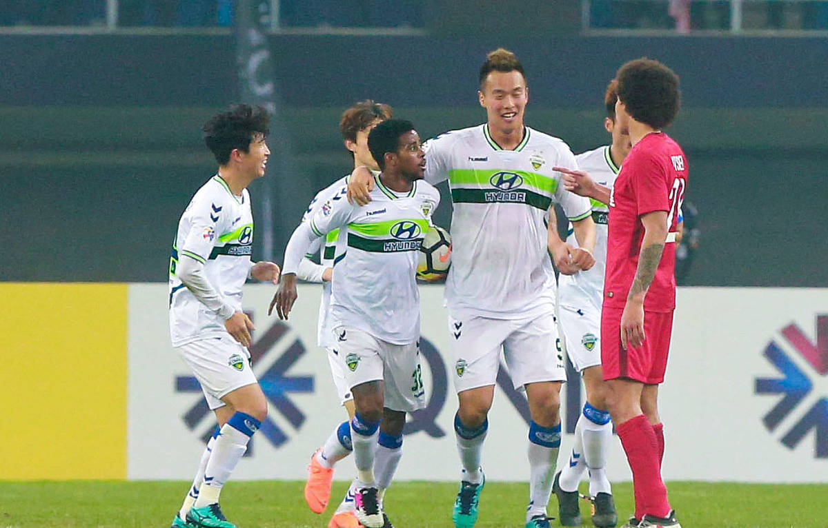 关于浙江稠州内部会议纪要流出:集结日战术微调,亚冠使命明确,赛程密集仍需轮换的信息 关于浙江稠州内部会议纪要流出:集结日战术微调,亚冠使命明确,赛程密集仍需轮换的信息