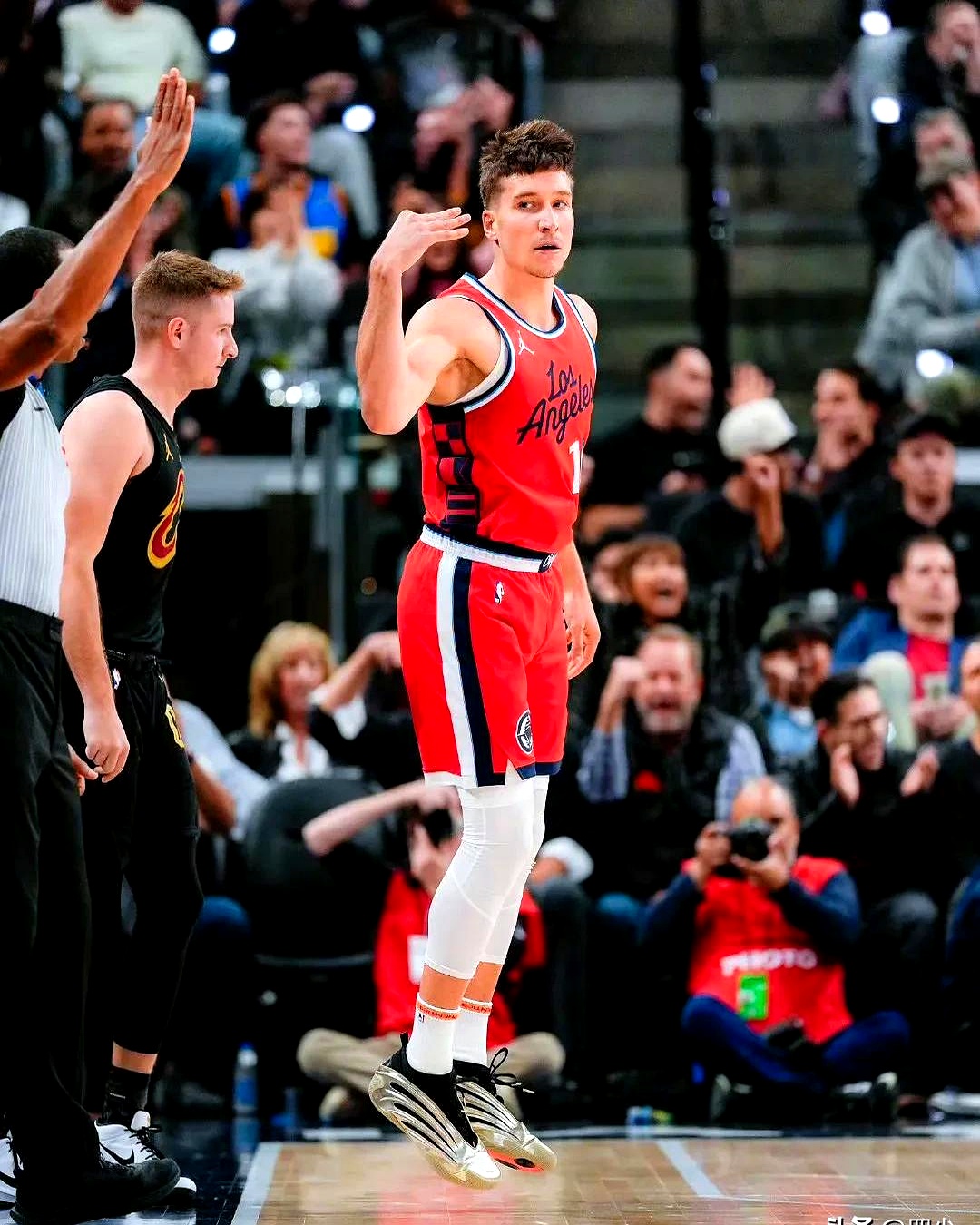 波特兰开拓者训练开放日,窗口期外线爆发引欢呼,NBA常规赛在即,球探报告显示潜力的简单介绍 波特兰开拓者训练开放日,窗口期外线爆发引欢呼,NBA常规赛在即,球探报告显示潜力的简单介绍