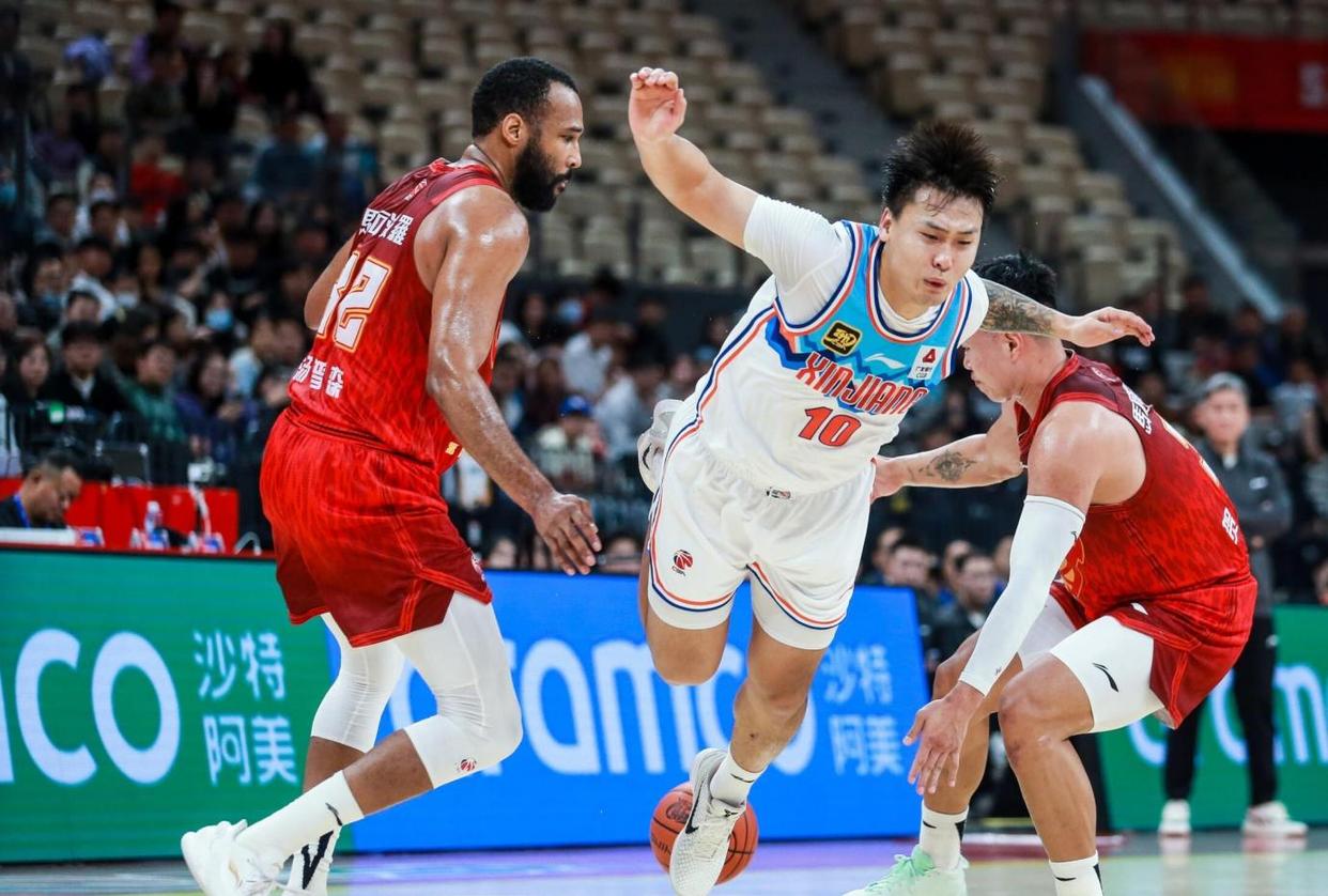 赛前新疆广汇调整名单以备CBA季后赛，强势反弹环节打磨，质疑声仍在，心理建设被强调的简单介绍