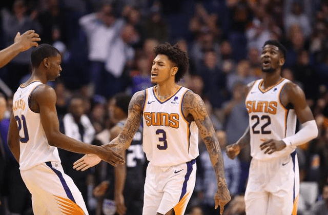 包含菲尼克斯太阳迎欧冠关键赛；今夜官宣签约；引发热议；球探报告显示潜力的词条