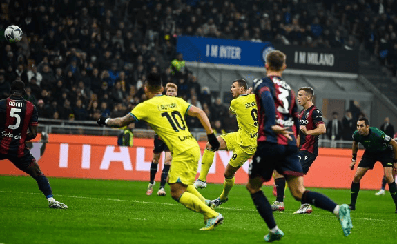 关于意大利杯赛程吃紧，圣安东尼奥马刺今晨造点机会，媒体盛赞，资深球员宣示担当的信息